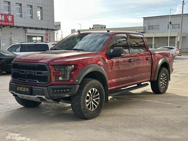 Ford F-150 Raptor