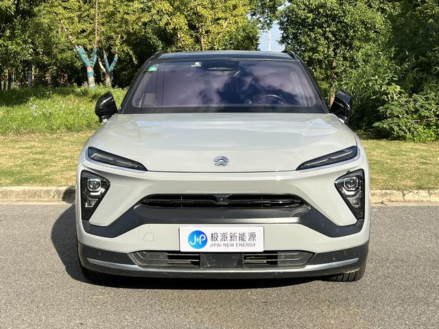 NIO ES6