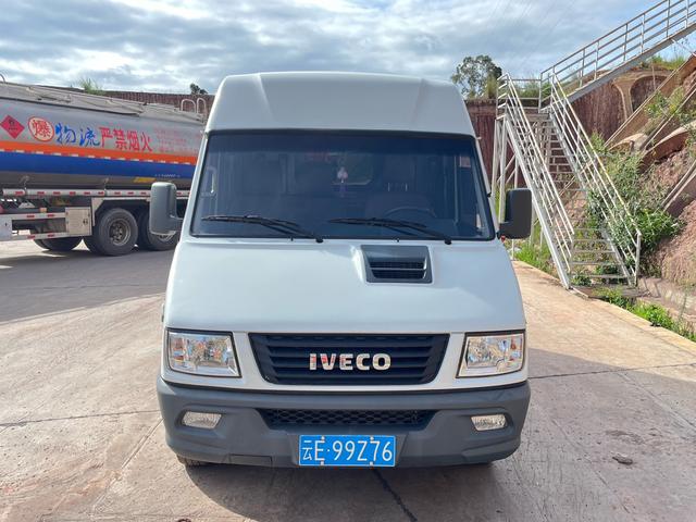 Iveco proud