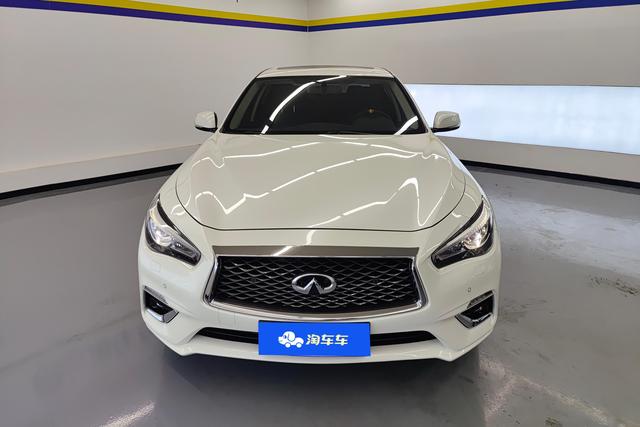 Infiniti Q50L