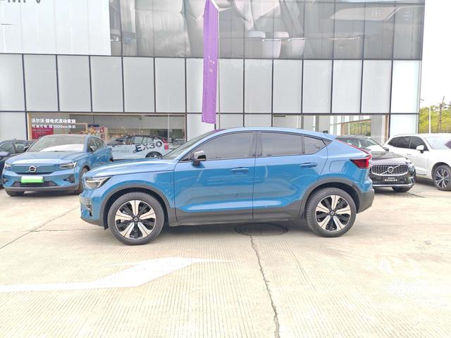 Volvo XC40 EV