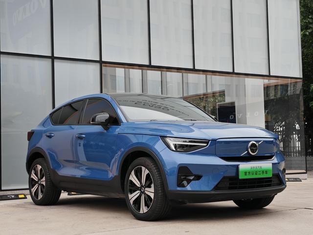 Volvo C40 EV