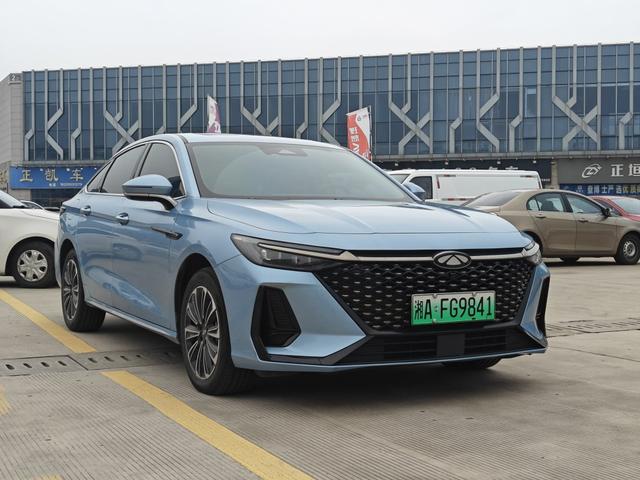 Chery Fengyun A8