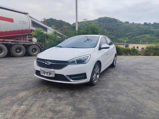 Chery Arrizo 5