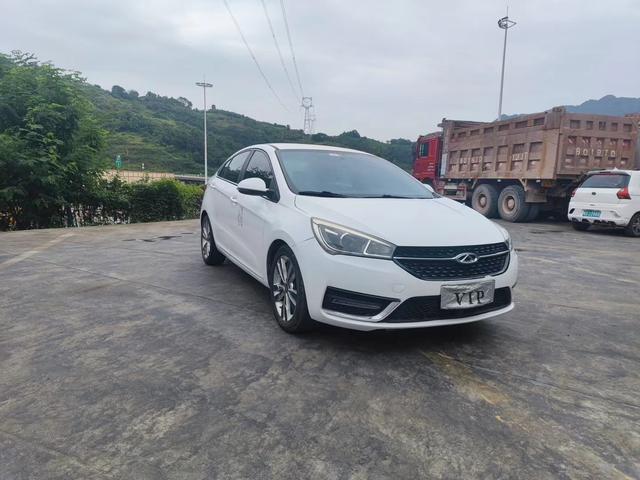 Chery Arrizo 5