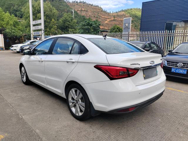 Chery Arrizo 5