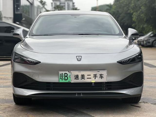 Roewe D7 DMH