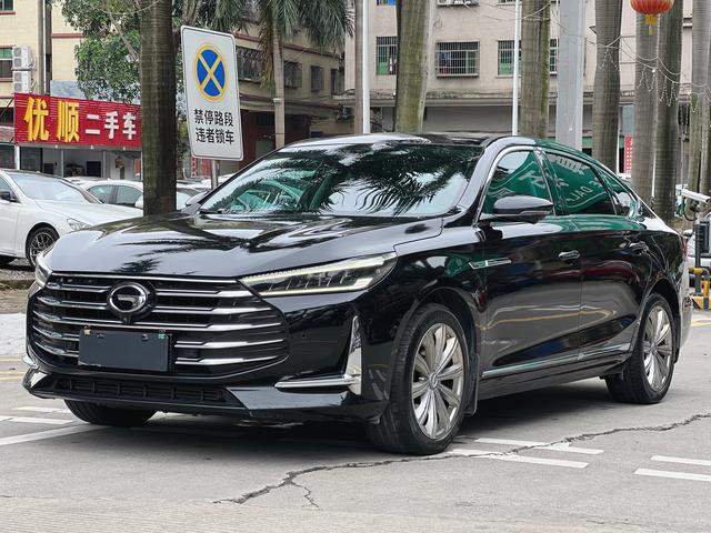 GAC Trumpchi GA8