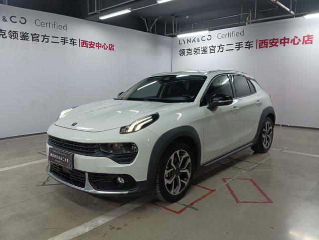 Lynk & Co 02