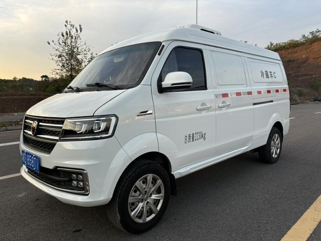 Golden cup New Hiace S