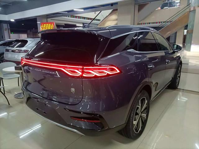 BYD Tang EV