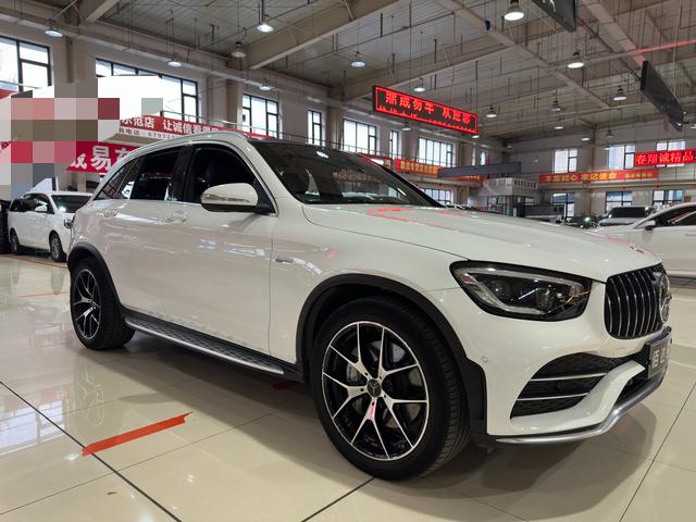 Mercedes-Benz GLC AMG