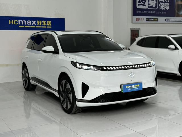 Dongfeng Eπ008