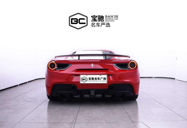 Ferrari 488