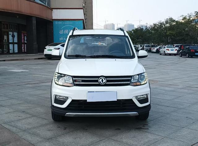 Dongfeng Fengon 370