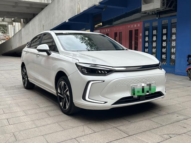 BAIC Beijing EU5 PLUS