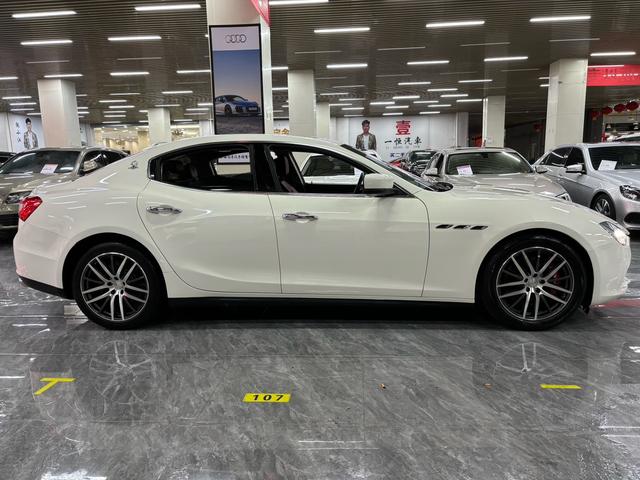 Maserati Ghibli