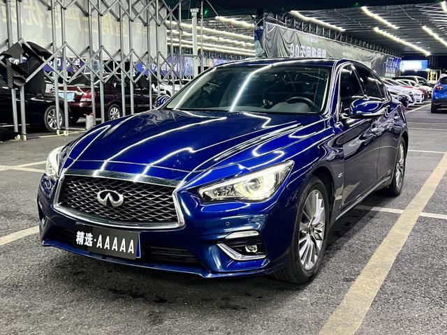 Infiniti Q50L