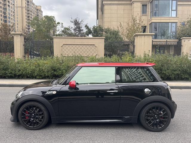 MINI JCW