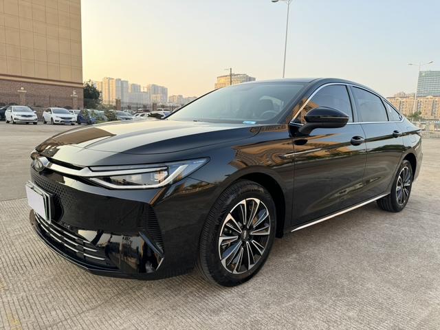 Chery Fengyun A8