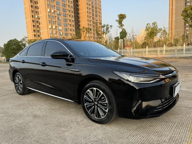 Chery Fengyun A8