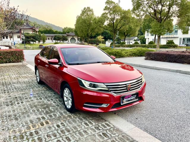 Roewe i6