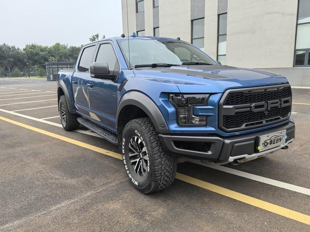 Ford F-150 Raptor