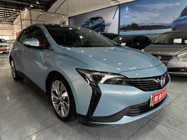 Buick Weilan 6 PHEV