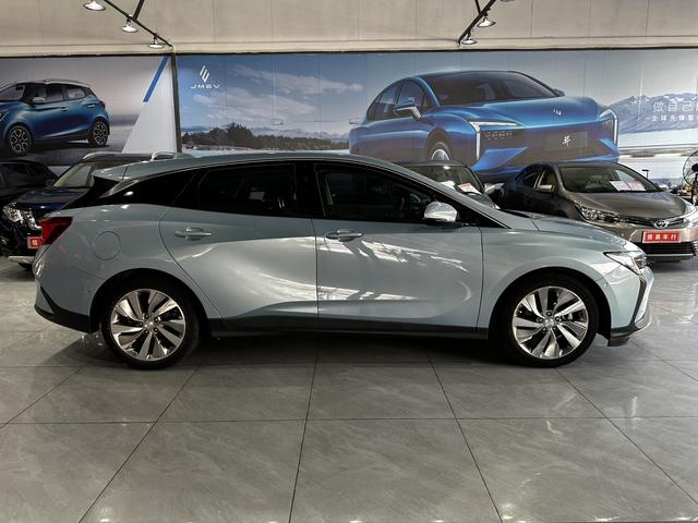 Buick Weilan 6 PHEV