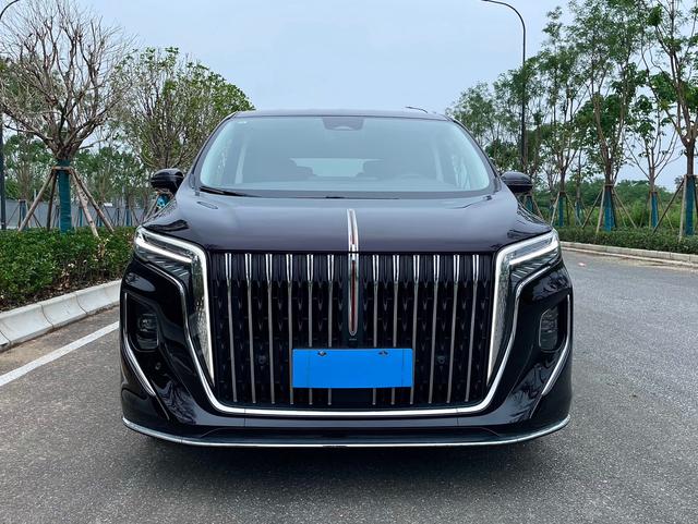 Hongqi HQ9