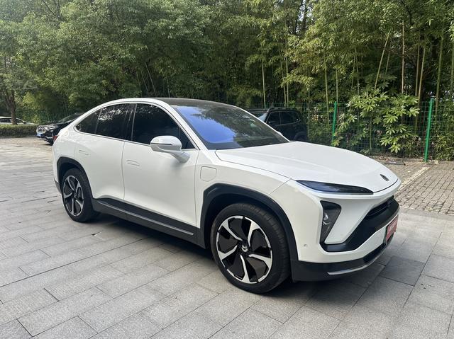 NIO EC6