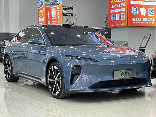 NIO ET5