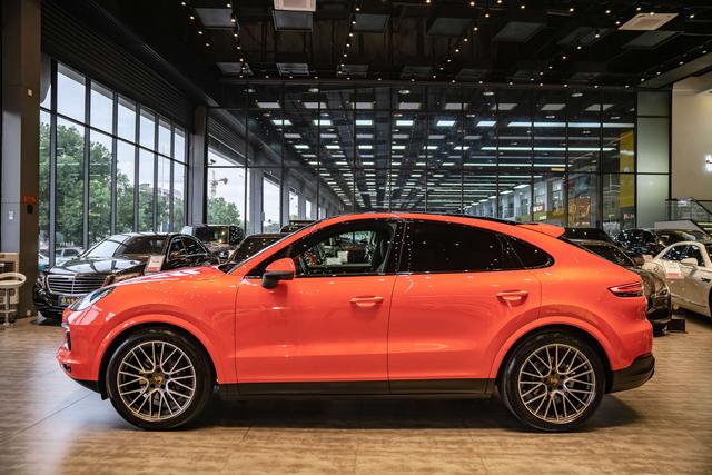 Porsche Cayenne Coupe