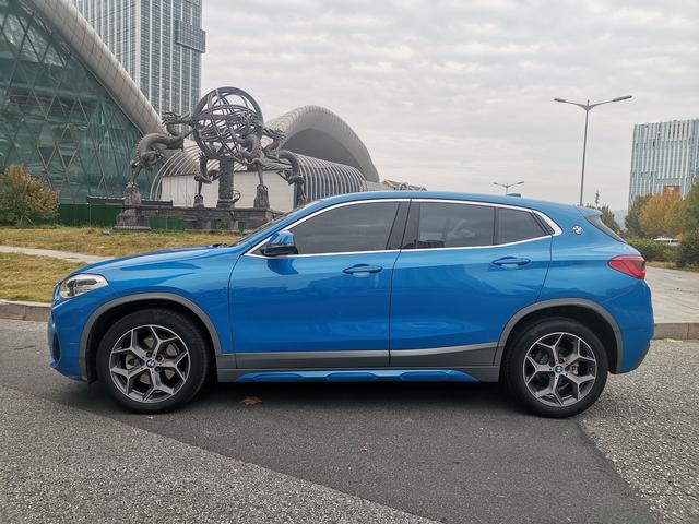 BMW X2 (imported)