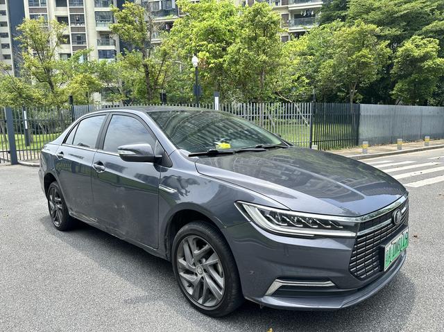 BYD QinEV