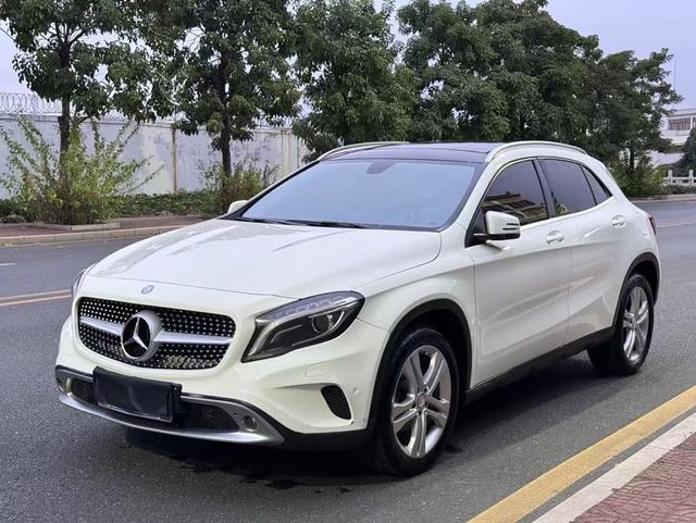 Mercedes-Benz GLA (imported)