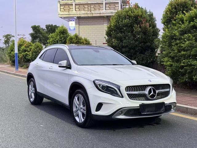 Mercedes-Benz GLA (imported)