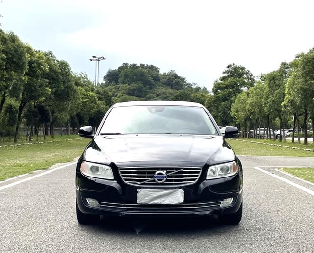 Volvo S80L