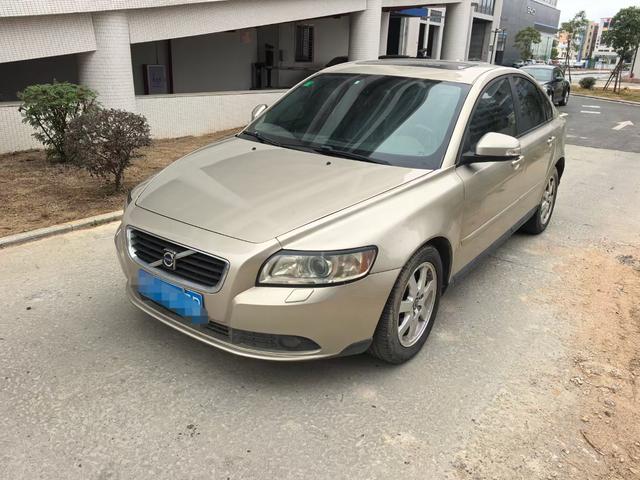 Volvo S40