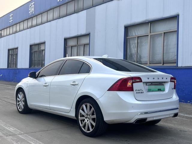 Volvo S60 PHEV