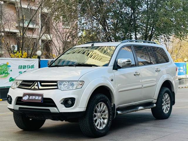 Mitsubishi Pajero Jinchang