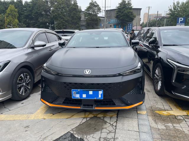 Changan UNI-V