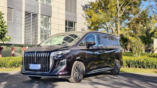 Hongqi HQ9