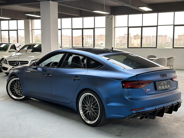 Audi S5