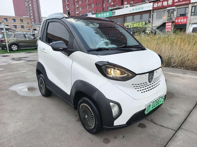 Baojun E100