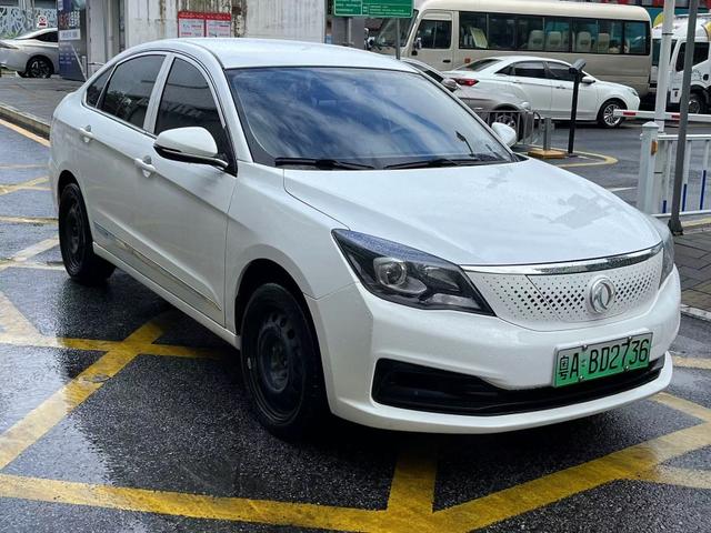 Dongfeng Fengshen E70