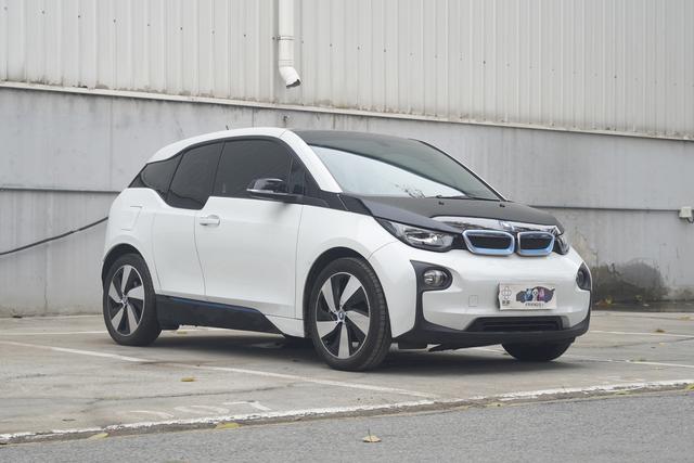 BMW i3 (imported)