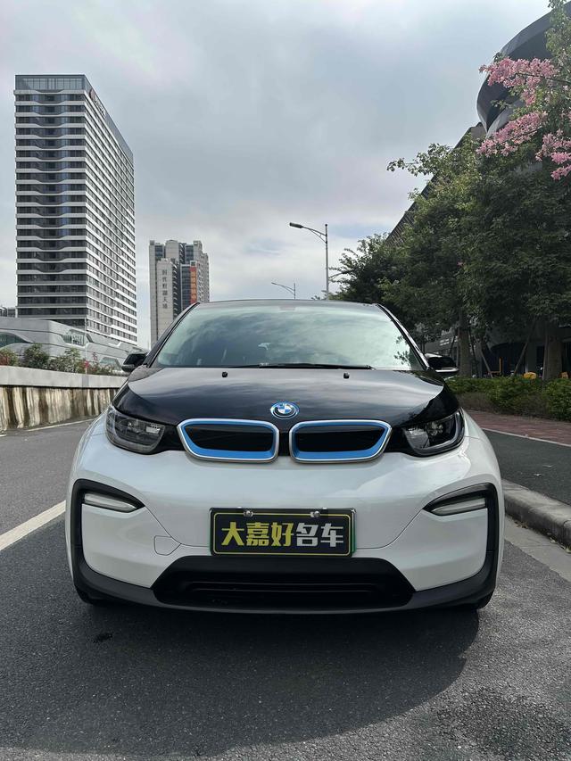 BMW i3 (imported)