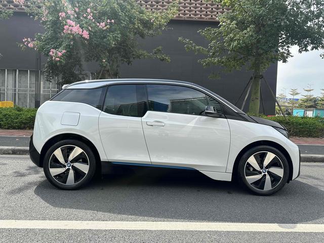 BMW i3 (imported)