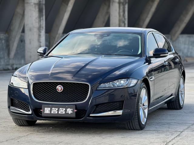 Jaguar XFL